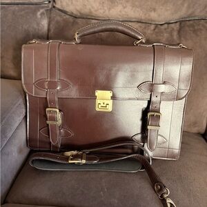 VINTAGE KORCHMAR TWIN-O-KASE LEATHER EXPANDABLE SLING BRIEFCASE WITH KEY BROWN